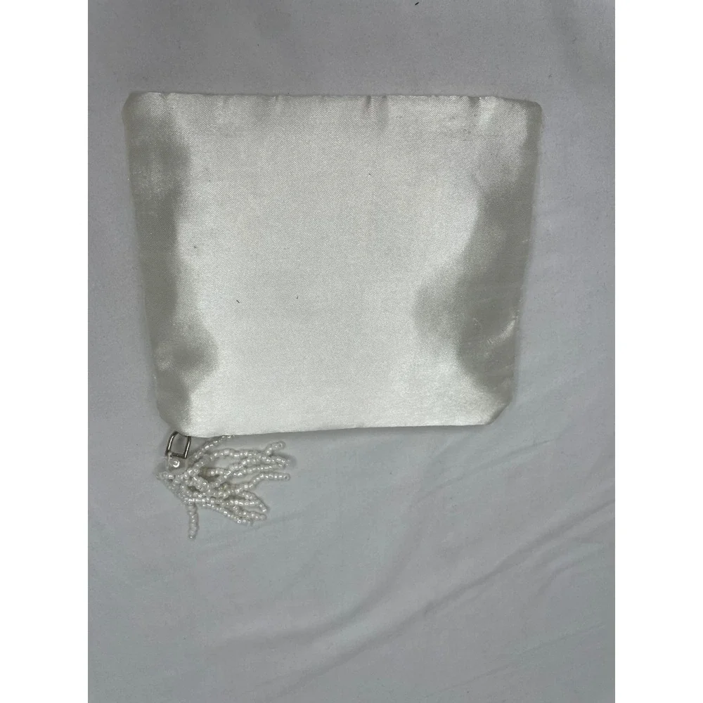 Unbranded handcrafted beaded